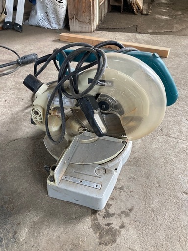 卓上マルノコマキタ