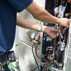 ◢◤高卒から正社員デビュー◢◤ゼロから育てる電気工事士／資格支援ありの画像