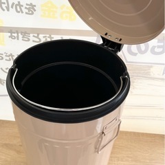 【中古品】ペダルペール ソフトクローズ ベージュ ピンクベージュ ペダル式 ゴミ箱　の画像