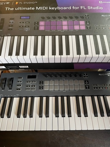 キーボード　NOVATION FLkey 37 ピアノ　midiキーボード
