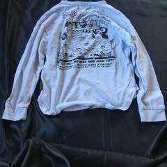 長袖シャツの画像