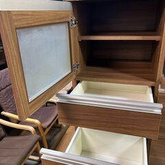 【リサイクルストアスターズ城西店】 【中古品】木製レンジボード　コンセント付きの画像