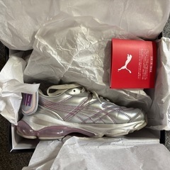 PUMA プーマ セル ドーム キングxデュア リパ コラボ シルバー の画像