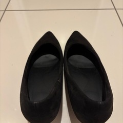 パンプス 黒 スエード ポインテッドトゥ ハイヒールの画像