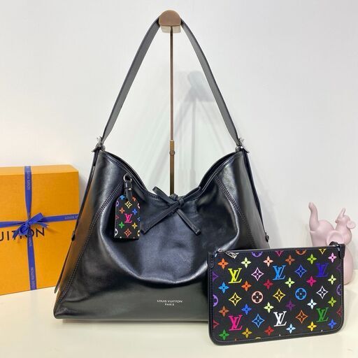 完売品♪超美品♪ LV × TM キャリーオール バイブ　ショルダーM13105 完売品♪超美品♪ LV × TM キャリーオール バイブ ショルダー