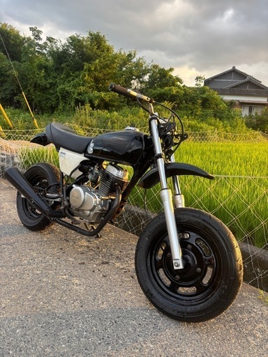 ホンダ　エイプ　車体　バイク