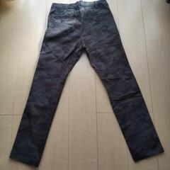 男性用ズボンの画像