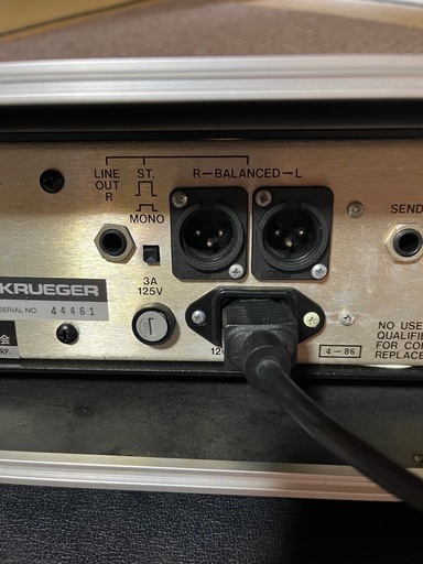 ベースアンプ　GALLIEN-KRUEGER 200RCB ハードキャリーケース付き