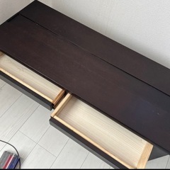 リビングテーブルなどの画像