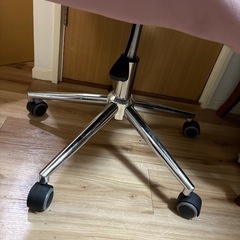 チェアー　椅子　ピンク　　の画像