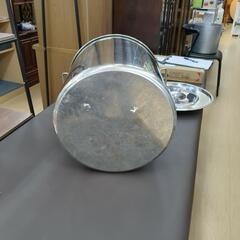 寸胴鍋​ ステンレス 大量調理 ヨゴレあとあります【こちらは店舗です。浜村鹿野温泉ICから3分 買取本舗 宮本リサイクル 営業時間9～19時 定休日水曜のみ←連絡できませんm(_ _)m】の画像