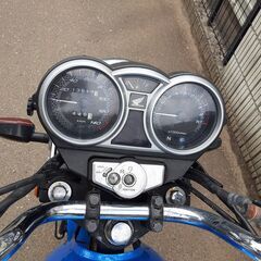 ホンダ CBF125 　 通勤通学に！自賠9年8月 リアBOX付の画像