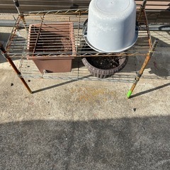 うちでは園芸用で使っていました！！金属製棚 棚のみの画像