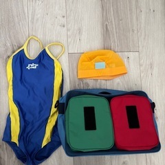 水着バッグ、水着、帽子３点セットの画像