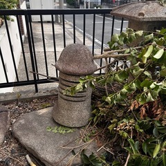 庭石　灯篭の画像