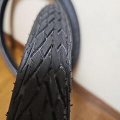 ミニベロ　シュワルベ20インチタイヤの画像