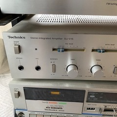 tecnicsオーディオセットとオーディオラックの画像