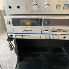 tecnicsオーディオセットとオーディオラックの画像