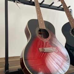 Lumberのギターの画像