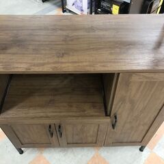 【ｼﾞｬﾝｸﾞﾙｼﾞｬﾝｸﾞﾙ金沢店】  食器棚 木目調/ブラック W93.5×D40×H184 クリーニング済み												の画像