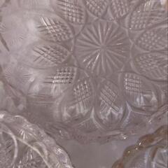 ガラス食器　プレート花柄3個の画像