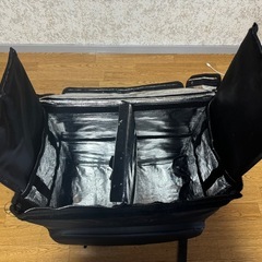 Ubereats ウーバーイーツ　配達バックの画像