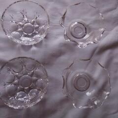 ガラス食器　小鉢　4個の画像