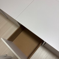 ベッドフレーム収納付き。セミダブルサイズ。
の画像