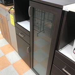 【ｼﾞｬﾝｸﾞﾙｼﾞｬﾝｸﾞﾙ金沢店】 ニトリ レンジ台 木目調/茶 W80×D40×H113 クリーニング済み												の画像