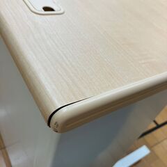 オフィステーブル2点の画像