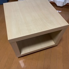 キャスター付きテレビ台の画像