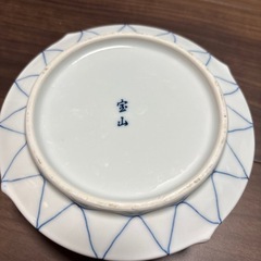 陶器の器　刺身や煮物などの画像