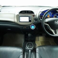 ホンダ フィット ハイブリッド スマートセレクション🌈 完全自社ローン✨の画像
