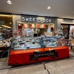 スイーツの実演販売 販路開拓 本部スタッフの画像