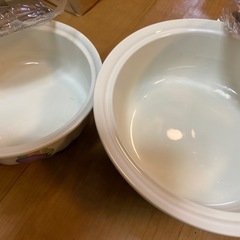 新品未使用 蓋のままレンジ、冷凍使用OK 小鍋 の画像