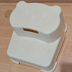 西松屋　2ステップ　くまさん　ベビー　キッズ　踏み台の画像