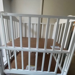 katoji ベビーベッドの画像