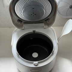 Panasonic IHジャー炊飯器 【2017年製 】SR-KA055の画像