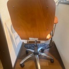 デスクチェアの画像