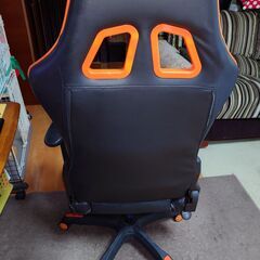 ゲーミングチェア０円の画像