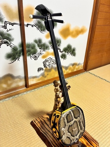 9月3日終了！沖縄三線！新品！貴重！知念大工型！本蛇皮！本張り！【一枚張り】⓭