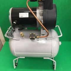【引取限定】未使用品　アネスト岩田（ANEST IWATA）　常圧　レシプロオイルフリー　コンプレッサ　TFP02C-10C【ハンズクラフト戸畑店】の画像