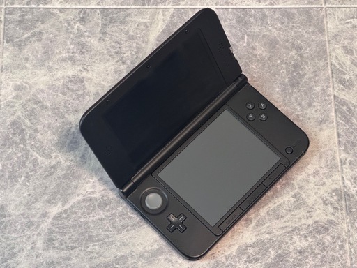 【美中古】　Nintendo 3DS LL 動作確認済み　