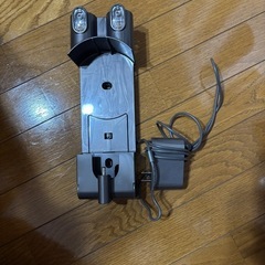 【価格相談可】Dyson V6 掃除機（中古） の画像