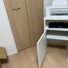 ロボット掃除機用棚　新品組み立て済みの画像