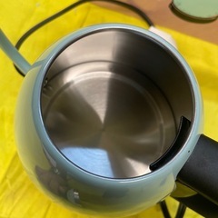 【中古】¥1,500 電気ケトル　オシャレ　1.0リットル【I I018】の画像