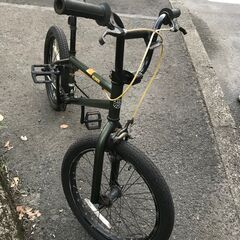 リサイクルショップどりーむ鹿大前店　No.392　BMX　グリーン　20インチ　ライト、鍵なし　の画像