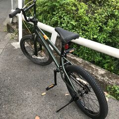 リサイクルショップどりーむ鹿大前店　No.392　BMX　グリーン　20インチ　ライト、鍵なし　の画像