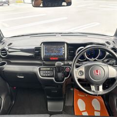 神奈川【自社ローン】保証人無可★全国対応★N-BOXカスタム【G Lパッケージ】車検2年付/社外14インチAW/左側パワスラ/フルフラットシート/バックカメラ/スマートキー/TV/記録簿あり/室内LED/ETCの画像