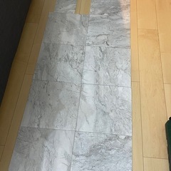 フロアタイル　フロアマット　大理石風の画像